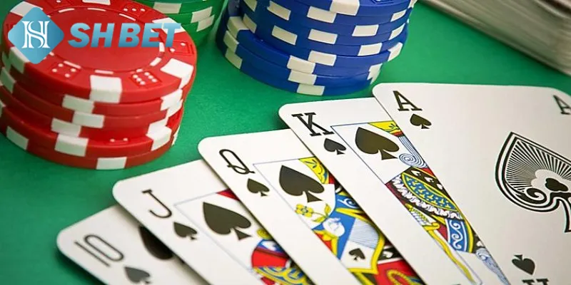 Quy luật chơi bài Poker đơn giản và chi tiết cho tân binh